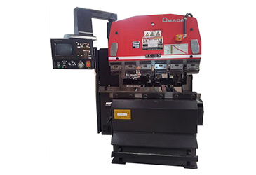 折弯机（日本AMADA)型号RG-35